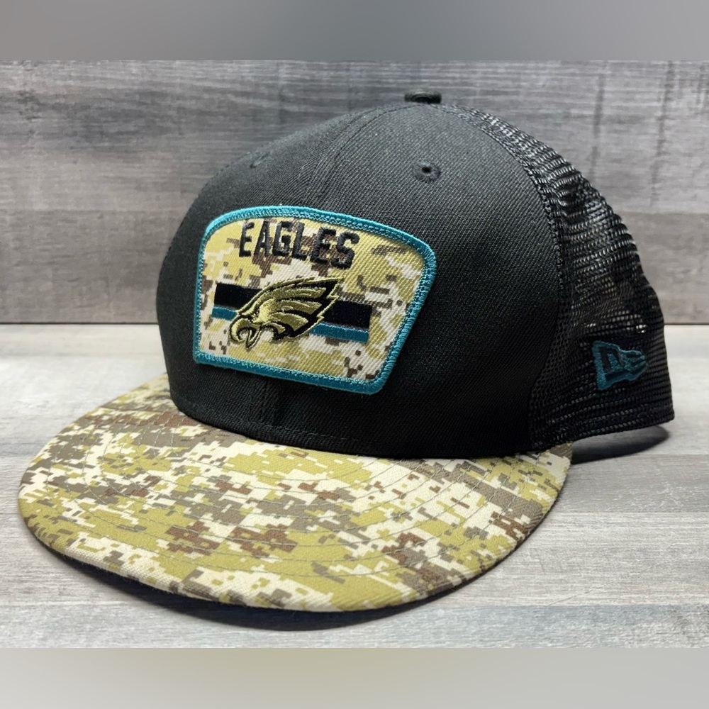 Philadelphia Eagles NFL Salute to Service New Era 9Fifty Snapback Camo Hat